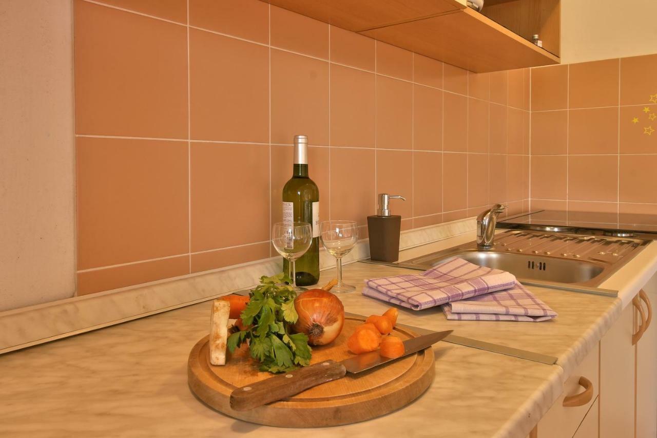 Apartment Borik Pula Bagian luar foto
